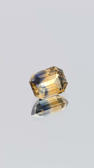 Natural Bi-colour Sapphire Unheated thumbnail 1