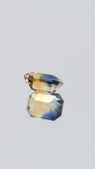Natural Bi-colour Sapphire Unheated thumbnail 6