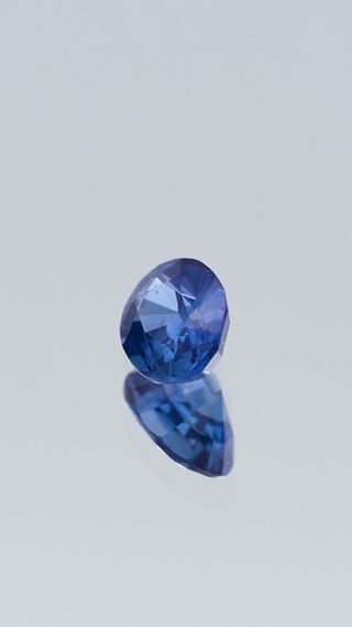Blue Sapphire 0.72ct thumbnail 3
