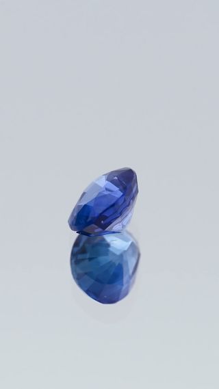 Blue Sapphire 0.72ct thumbnail 4