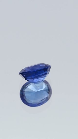 Blue Sapphire 0.72ct thumbnail 5