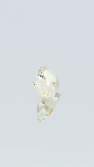 Natural Light Yellow Sapphire Unheated thumbnail 8