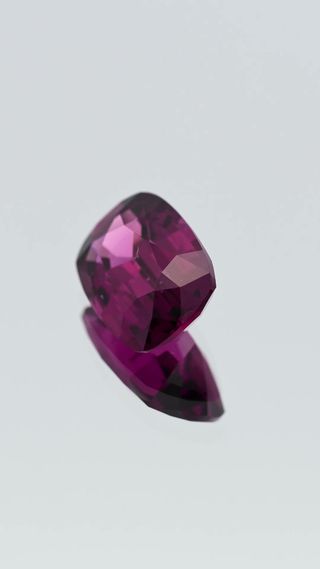 Natural Rhodolite Garnet Unheated thumbnail 3