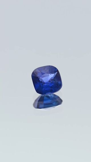 Royal Blue Sapphire 0.68ct thumbnail 1