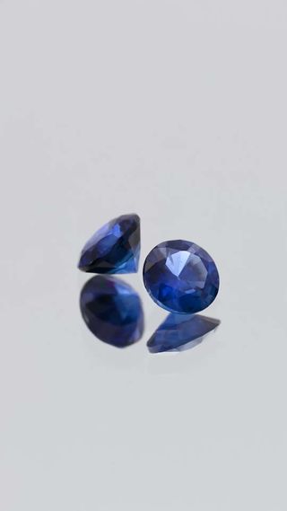 Natural Blue Sapphire thumbnail 1