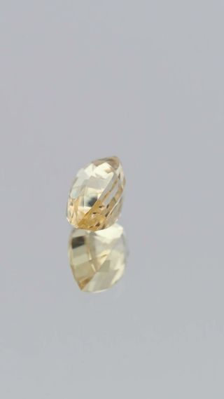 Natural Yellow Sapphire Unheated thumbnail 4